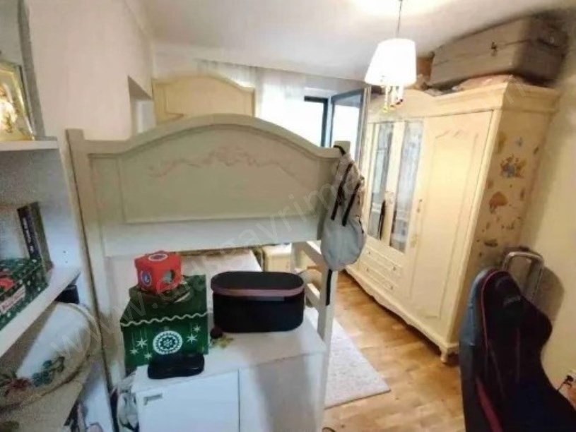 SAHRAYICEDİD ATATÜRK CADDESİNE YAKIN SATILIK 2+1 DAİRE
