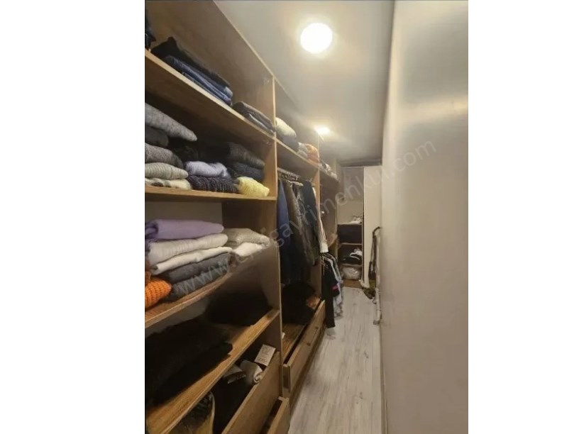KADIKÖY MİNİBÜS CD. METRO VE MARMARAYA YAKIN SATILIK TERASLI DUBLEKS 3+1