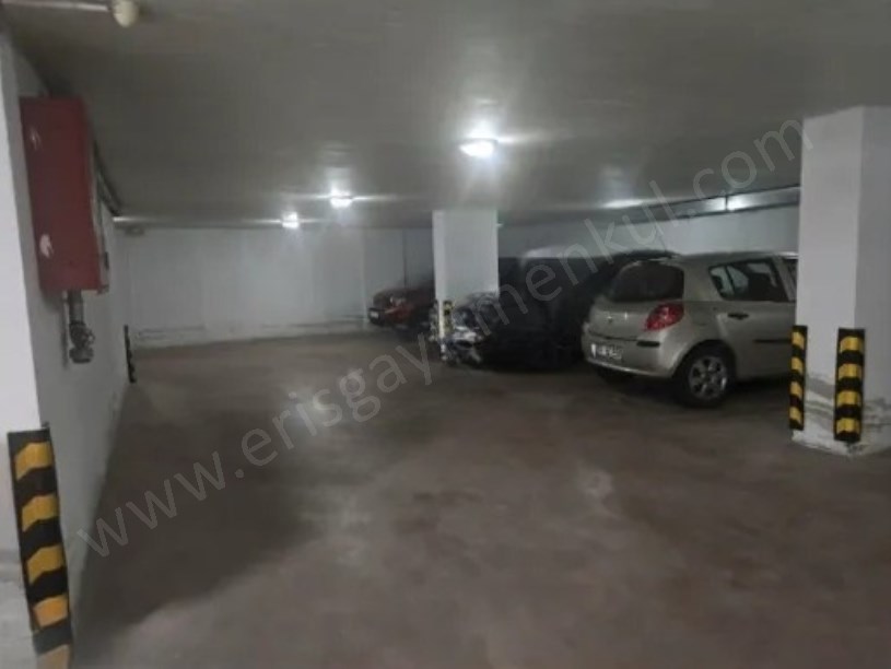 KADIKÖY MİNİBÜS CD. METRO VE MARMARAYA YAKIN SATILIK TERASLI DUBLEKS 3+1