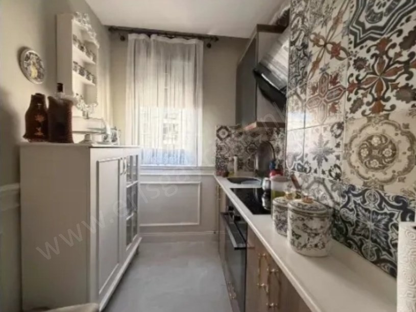 BOSTANCIda 2+1 YENİ BİNA 78m2 BALKONLU KÖŞE DAİRE MERKEZİ KONUM