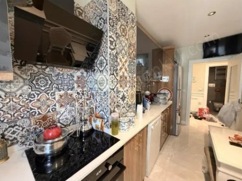 BOSTANCIda 2+1 YENİ BİNA 78m2 BALKONLU KÖŞE DAİRE MERKEZİ KONUM