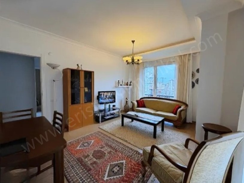 BAYAR   İNÖNÜ CAD. ARASINDA PARK MANZARALI, İSKANLI 90m2 2+1