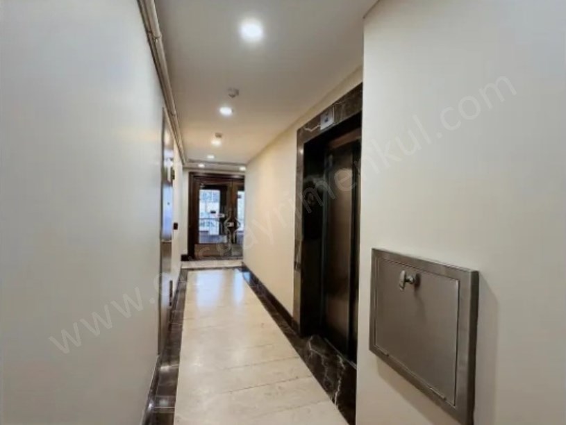BAYAR   İNÖNÜ CAD. ARASINDA PARK MANZARALI, İSKANLI 90m2 2+1