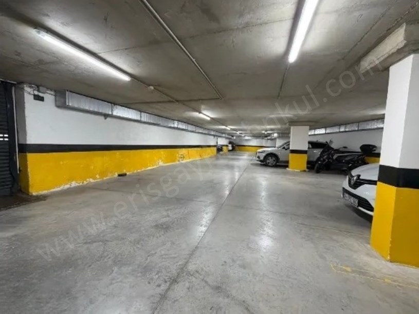 BAYAR   İNÖNÜ CAD. ARASINDA PARK MANZARALI, İSKANLI 90m2 2+1