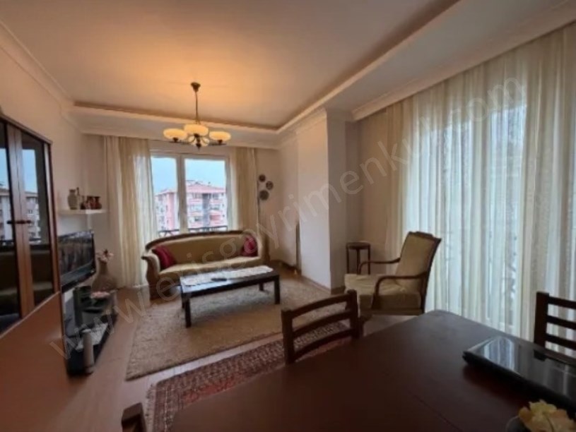 BAYAR   İNÖNÜ CAD. ARASINDA PARK MANZARALI, İSKANLI 90m2 2+1