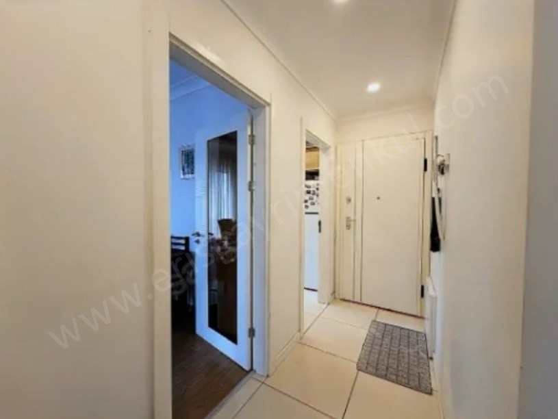 BAYAR   İNÖNÜ CAD. ARASINDA PARK MANZARALI, İSKANLI 90m2 2+1