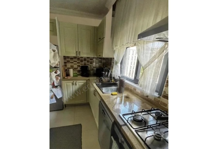 Suadiyede Ferah ebeveyn Banyo  Balkon lu 3+1 Satılık Daire