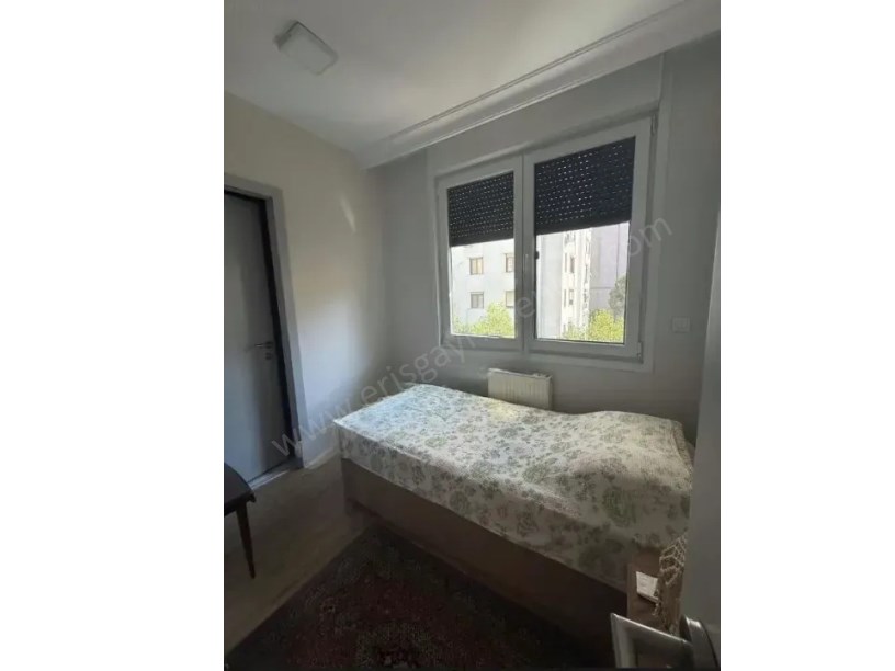 ETHEM EFENDİ CAD YAKIN İKİ KAT OTOPARKLI BİNADA KOMBİLİ 3+1 DAİRE
