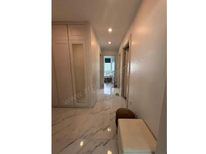 ETHEM EFENDİ CAD YAKIN İKİ KAT OTOPARKLI BİNADA KOMBİLİ 3+1 DAİRE