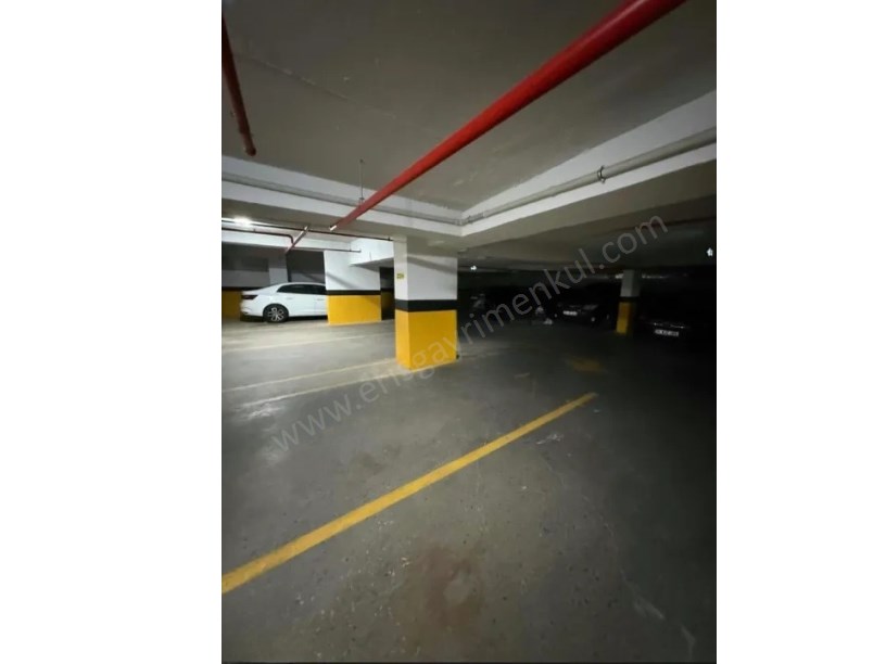 ETHEM EFENDİ CAD YAKIN İKİ KAT OTOPARKLI BİNADA KOMBİLİ 3+1 DAİRE