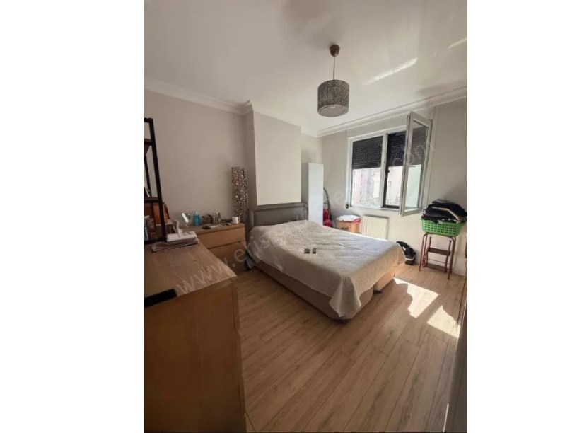 ETHEM EFENDİ CAD YAKIN İKİ KAT OTOPARKLI BİNADA KOMBİLİ 3+1 DAİRE