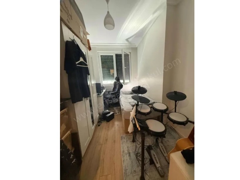 ETHEM EFENDİ CAD YAKIN İKİ KAT OTOPARKLI BİNADA KOMBİLİ 3+1 DAİRE