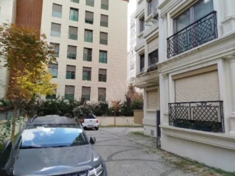 KADIKÖY ERENKÖYDE SATILIK 4+2 DUBLEKS 3 BANYO FIRSAT DAİRE