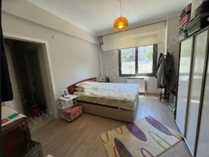 Minibüs Yoluna 4.Binada Ön Cephe Balkonlu E.Banyolu Geniş 3+1 Daire