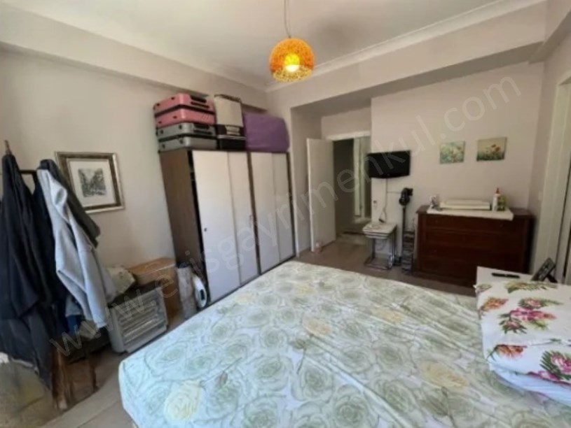 Minibüs Yoluna 4.Binada Ön Cephe Balkonlu E.Banyolu Geniş 3+1 Daire
