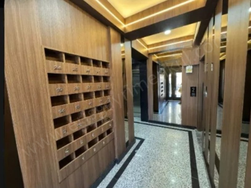 Minibüs Yoluna 4.Binada Ön Cephe Balkonlu E.Banyolu Geniş 3+1 Daire