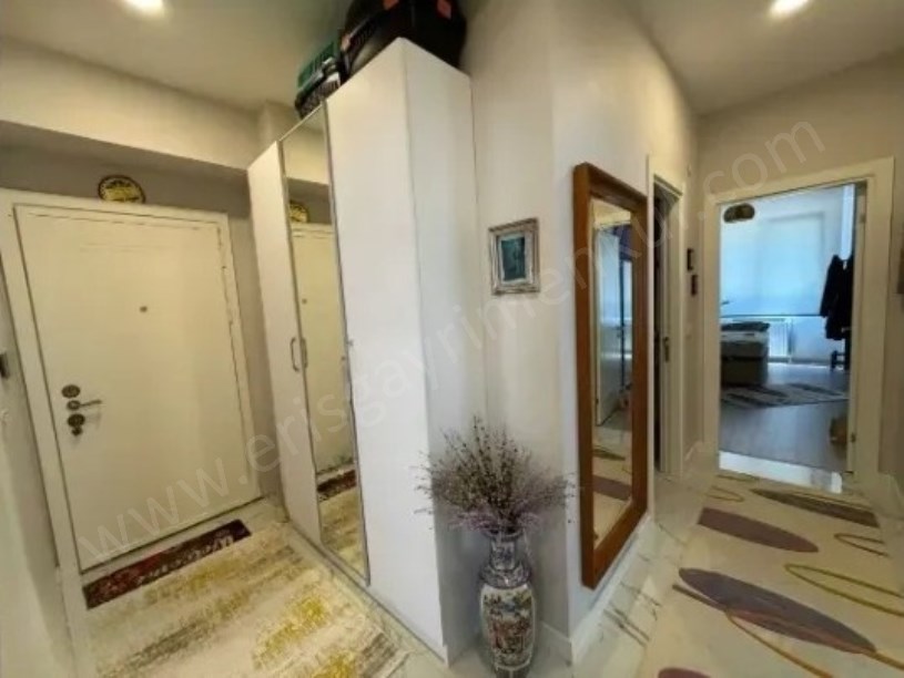 Minibüs Yoluna 4.Binada Ön Cephe Balkonlu E.Banyolu Geniş 3+1 Daire