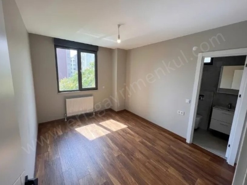 BAĞDAT CADDESINE 2. PARALELDE, HAMAM SK. LÜKS, YATIRIM FIRSATI