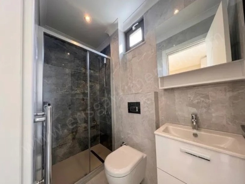 BAĞDAT CADDESINE 2. PARALELDE, HAMAM SK. LÜKS, YATIRIM FIRSATI
