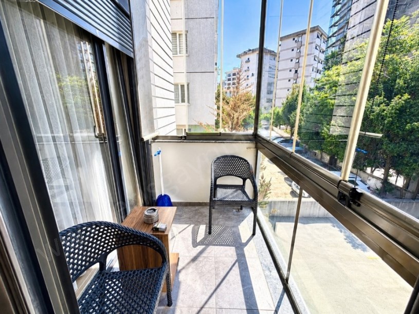 GÖZTEPE  ÖZGÜRLÜK PARKI VE MARMARAYA YAKIN 3+1 GÜNEY CEPHE BALKONLU DAİRE