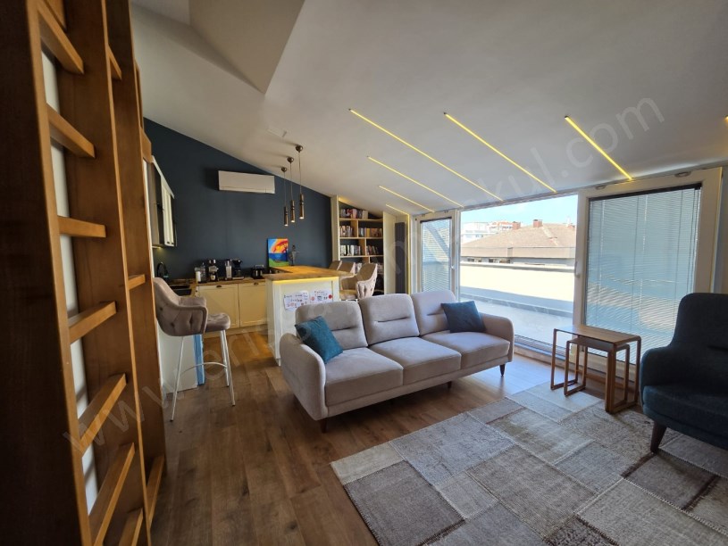 .. ÖZEL MİMARİ TASARIMLI GENİŞ TERASLI 250 M2 4+2 DUBLEKS DAİRE