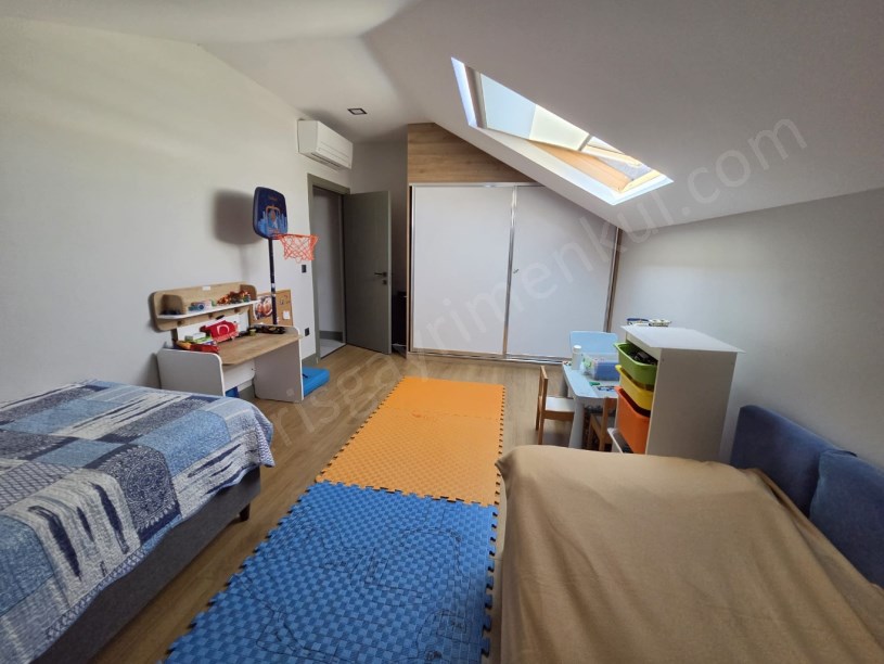 .. ÖZEL MİMARİ TASARIMLI GENİŞ TERASLI 250 M2 4+2 DUBLEKS DAİRE