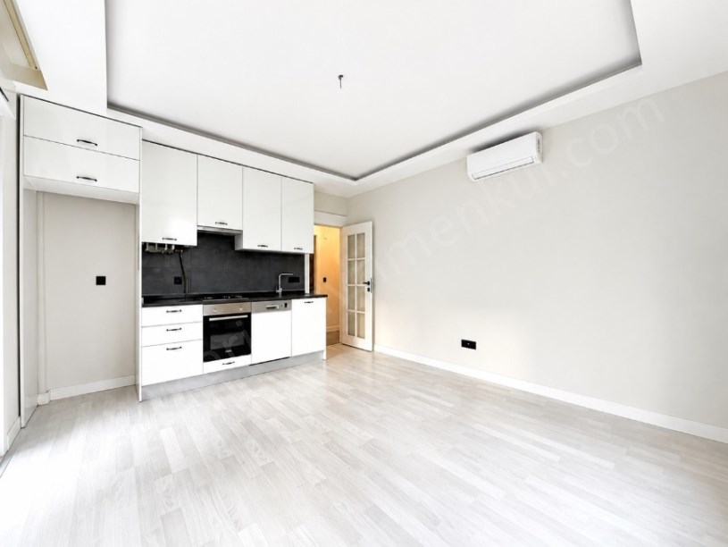 MİNİBÜS CAD. 3. BİNADA 2019 YAPIMI, İSKANLI, 80m2 2+1 BOŞ DAİRE
