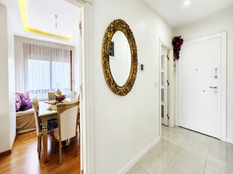 KOZYATAĞI SARIKANARYA SOKAK METROYA YAKIN 3+1 BALKONLU SATILIK DAİRE