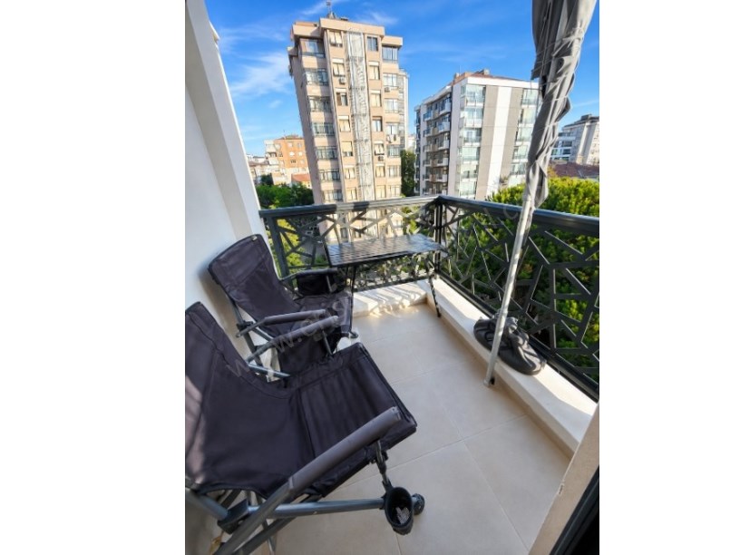 KOZYATAĞINDA 106 M2 NET 3+1  2 BALKON İSKANLI FIRSAT DAİRE