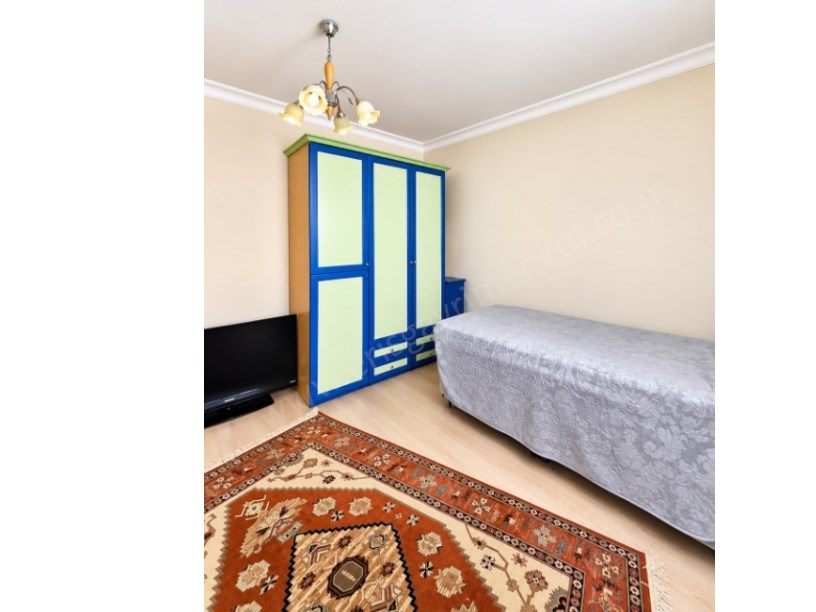 KADIKÖY ÜSKÜDAR ACIBADEMDE SATILIK 3+1 SİTE İÇİ FERAH BAKIMLI MUHTEŞEM DAİRE