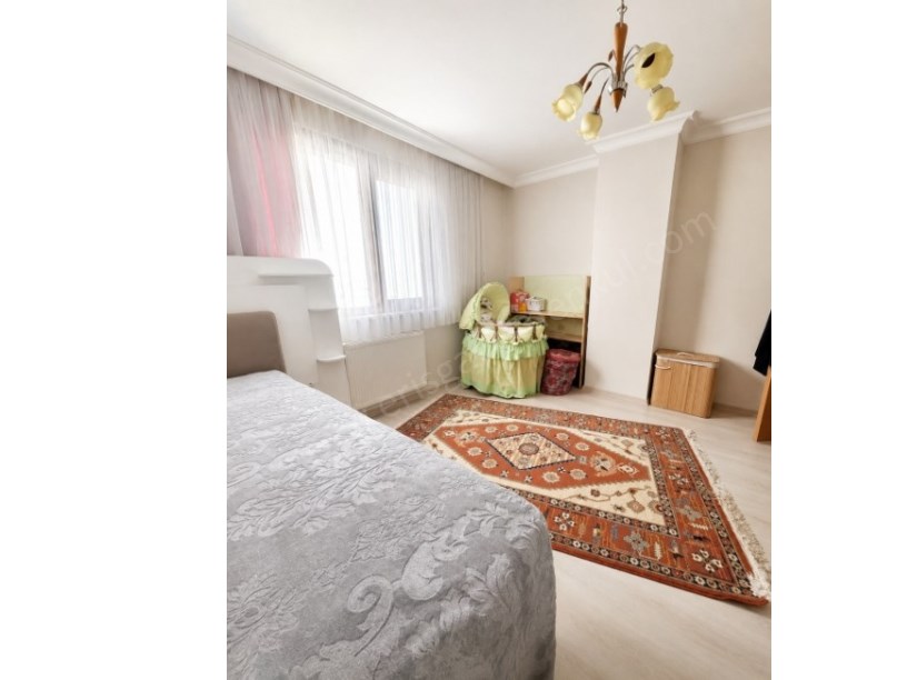 KADIKÖY ÜSKÜDAR ACIBADEMDE SATILIK 3+1 SİTE İÇİ FERAH BAKIMLI MUHTEŞEM DAİRE