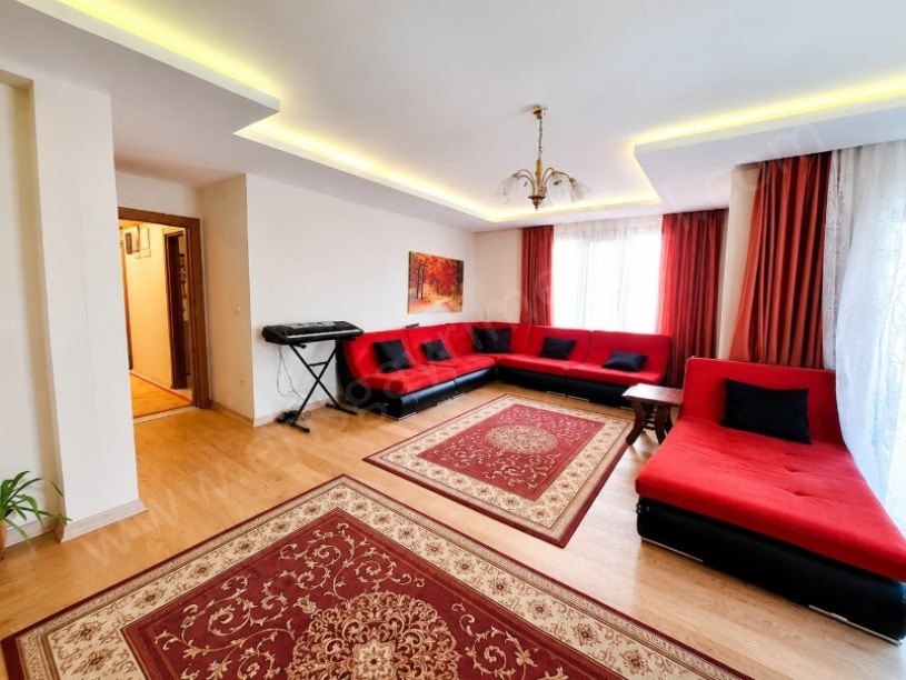 KADIKÖY ÜSKÜDAR ACIBADEMDE SATILIK 3+1 SİTE İÇİ FERAH BAKIMLI MUHTEŞEM DAİRE