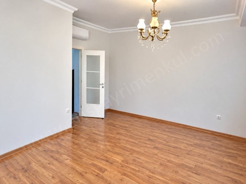 Kadıköy Feneryolu Yeni Balkonlu Boş Fırsat 3+1 Satılık Daire