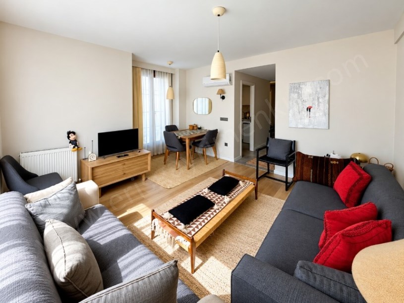 KADIKÖY SUADİYE EMİN ALİ PAŞA CADDESİ 2+1 SATILIK DAİRE