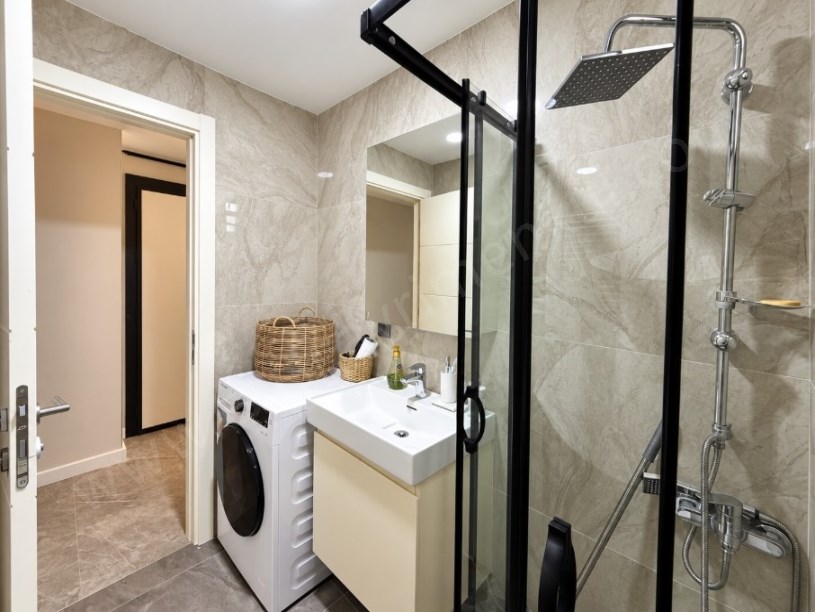KADIKÖY SUADİYE EMİN ALİ PAŞA CADDESİ 2+1 SATILIK DAİRE
