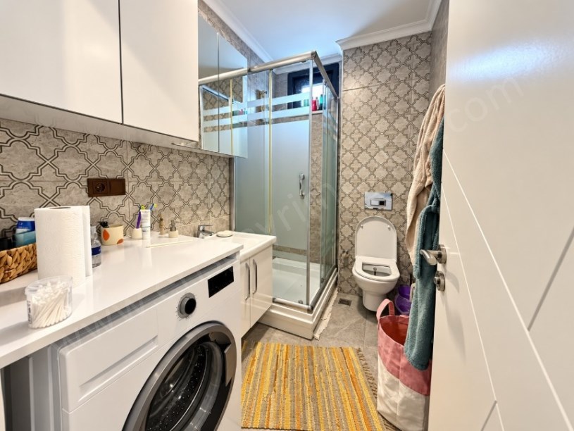 KOZYATAĞI MİNİBÜS CAD YAKINI 2+1 ÖN CEPHE SATILIK DAİRE
