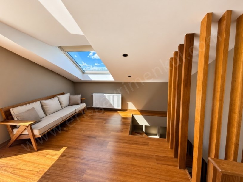 BOSTANCIDA KAPANMAZ DENİZ MANZARALI 4+2 ALTERNATİFSİZ DUBLEKS DAİRE