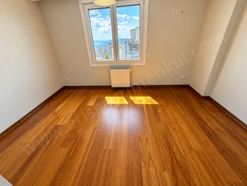 BOSTANCIDA KAPANMAZ DENİZ MANZARALI 4+2 ALTERNATİFSİZ DUBLEKS DAİRE