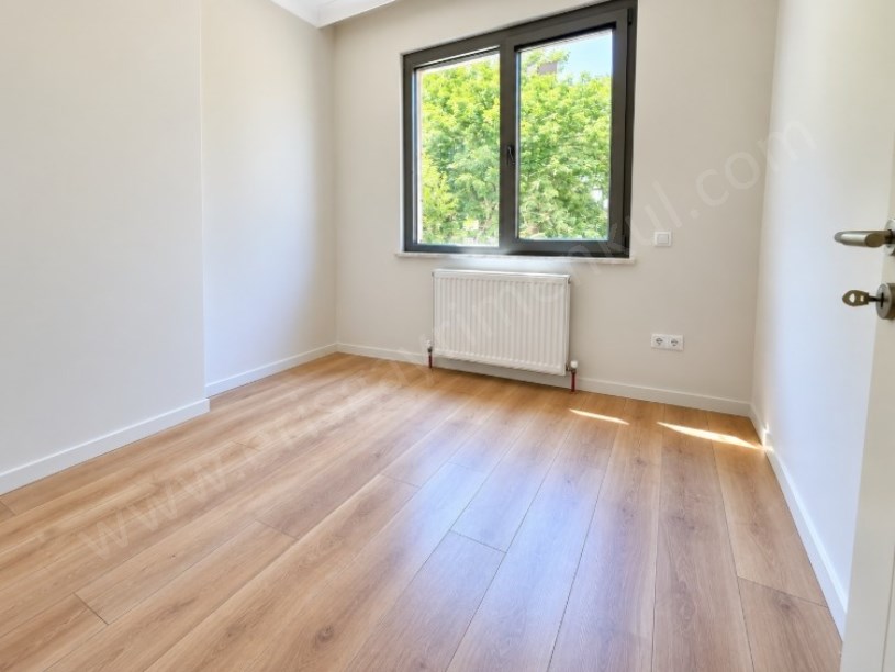 Erenköyde Sıfır 3+1 Balkonlu Daire 7 Katlı Binada Satılık Daire