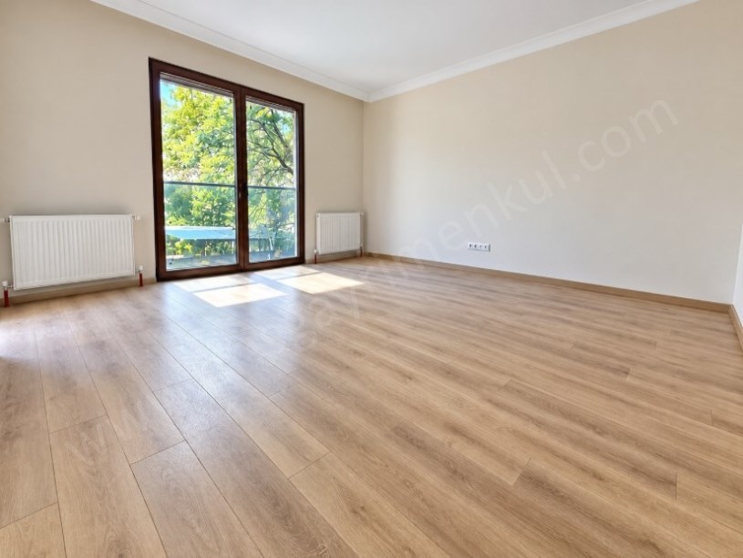 Erenköyde Sıfır 3+1 Balkonlu Daire 7 Katlı Binada Satılık Daire