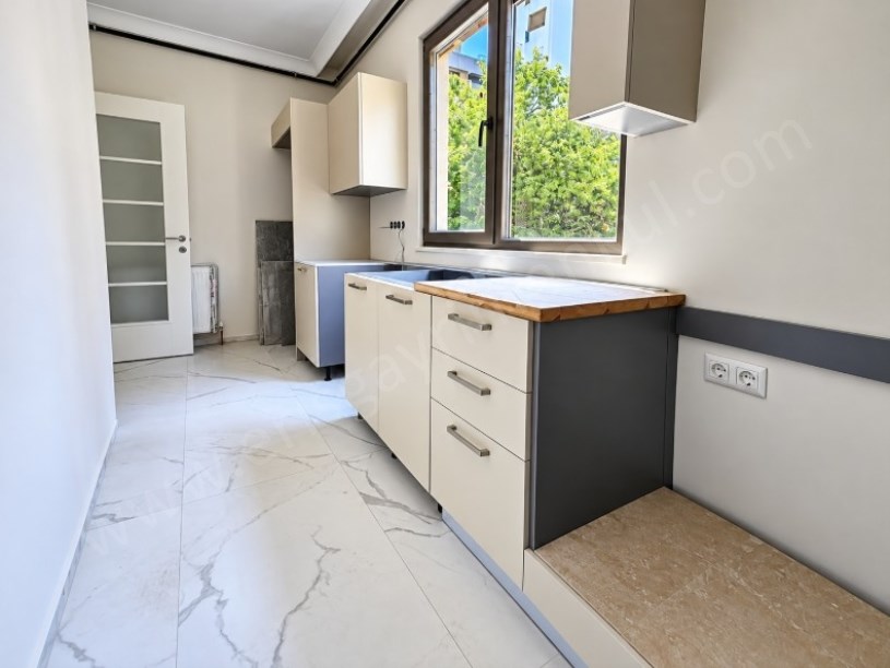 Erenköyde Sıfır 3+1 Balkonlu Daire 7 Katlı Binada Satılık Daire