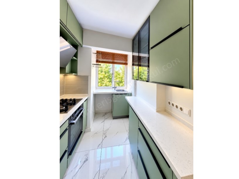 KOZYATAĞI 19 MAYIS MAH.3+1 PARK MANZARALI BAKIMLI SATILIK DAİRE.