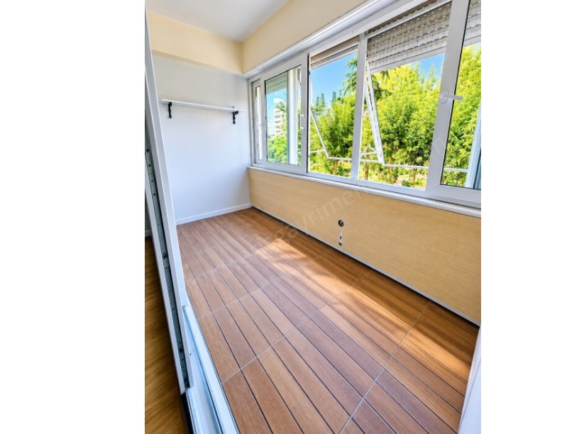 KOZYATAĞI 19 MAYIS MAH.3+1 PARK MANZARALI BAKIMLI SATILIK DAİRE.