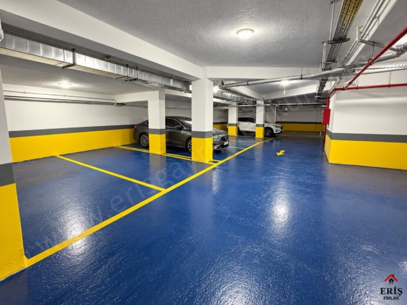 Erenköy Ebeveyn Banyolu İskanlı Boş Oturuma Hazır 3+1 Satılık Daire
