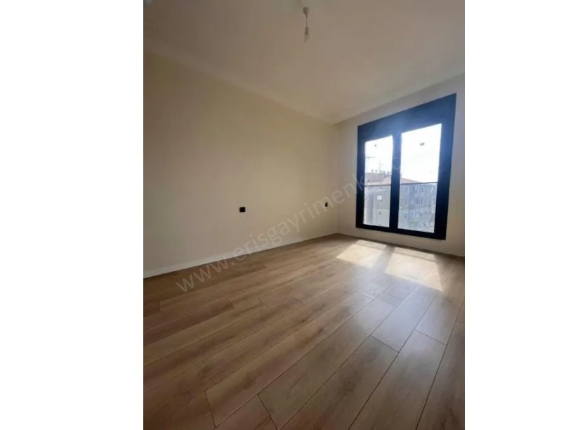 KOZYATAĞI 90 M2 NET BALKONLU E.BANYOLU KOZZY AVM METRO YÜRÜME MESAFESİNDE 