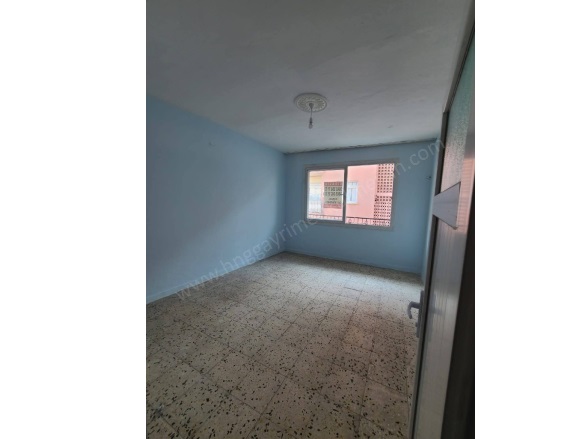 Tozkoparan Mah. Toroslar Kiralık Daire |  2+1 Oda | 100M2 Aylık 13.500Tl | 3. Kat | Soba | 1 Banyo | 2 Yatak Odası Resim-4