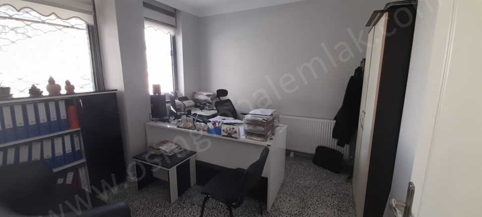 Piyade Mah. Etimesgut Satılık Dükkan |  2+1 Oda | 65M2 2.395.000Tl  Krediye Uygun  | Zemin Kat | Doğalgaz(Kombi) Resim-3