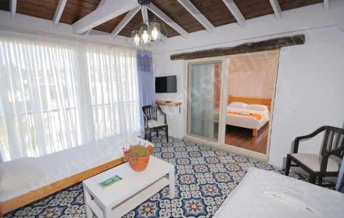 izmir Çeşme Taş Butik Satılık Otel Musalla Mah