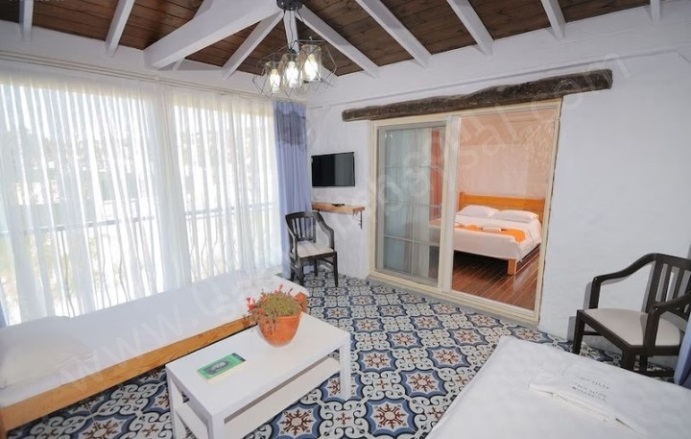 Musalla Mah. Çeşme Satılık Otel |  250M2 150.000.000Tl Resim-2