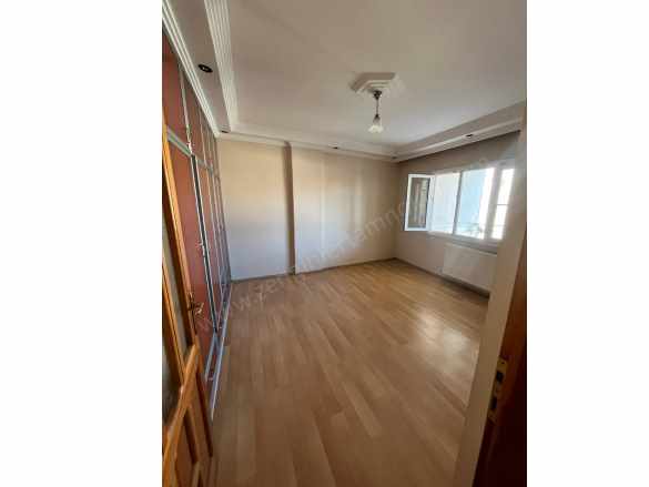 Cumhuriyet Mahallesi Lale Sokakta Kiralık Daire 3+1 Turgutlu